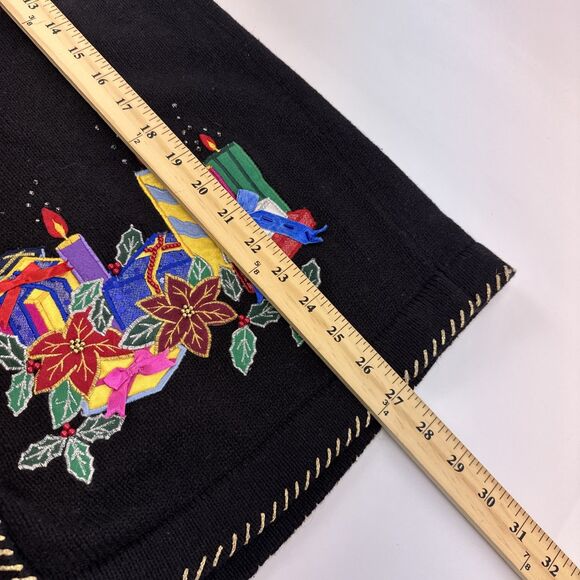 The Quacker Factory Christmas Sweater Cardigan Ornaments Presents Candles 1X - Picture 13 of 15